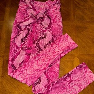 LICIFIT Pink Snake Print Leggings